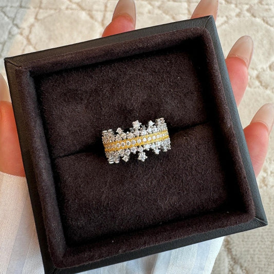 Light Luxury Exquisite Golden Lace Starry Crown Row Diamond Ring Elegant All-matching