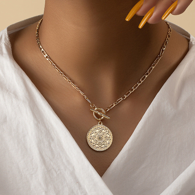 Minimalist Pendant Necklace - Premium Geometric Metal Tag Design In Gold & Silver, Dainty Layered Chain, Trendy Ins Aesthetic Collarbone Jewelry