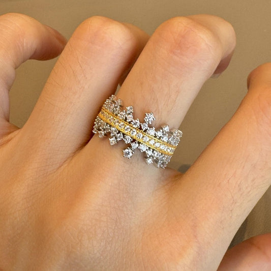 Light Luxury Exquisite Golden Lace Starry Crown Row Diamond Ring Elegant All-matching